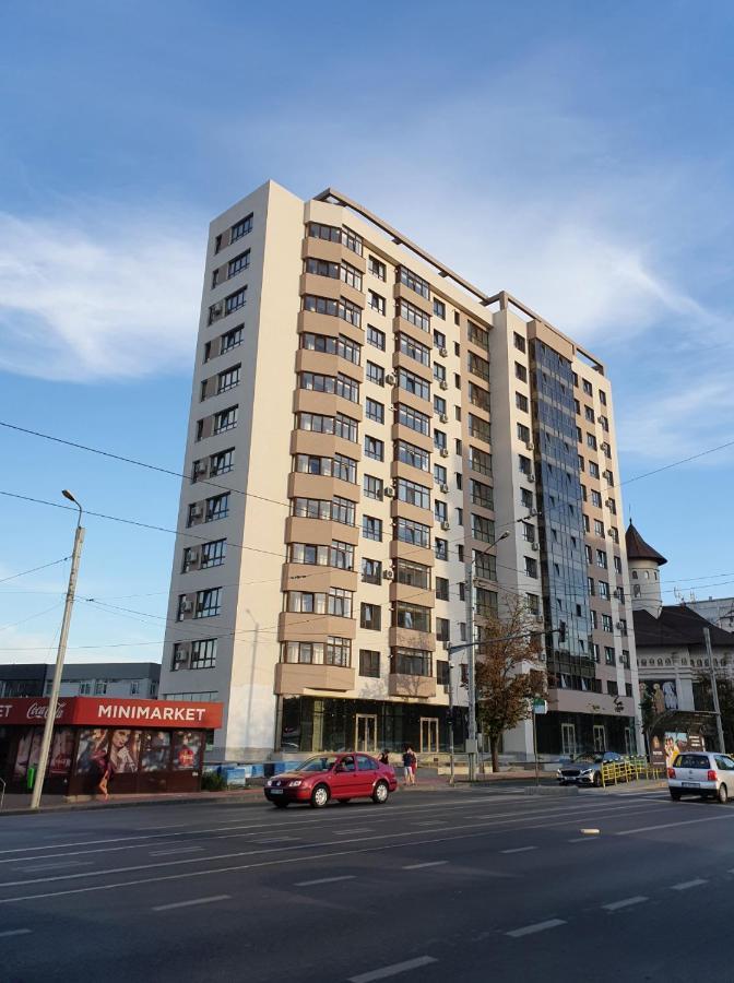 Unique Hotel Apartments Rond Vechi Iasi Exterior photo